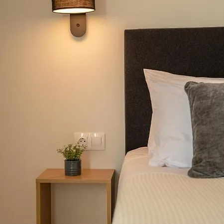 Romanza Kavros Apartment *