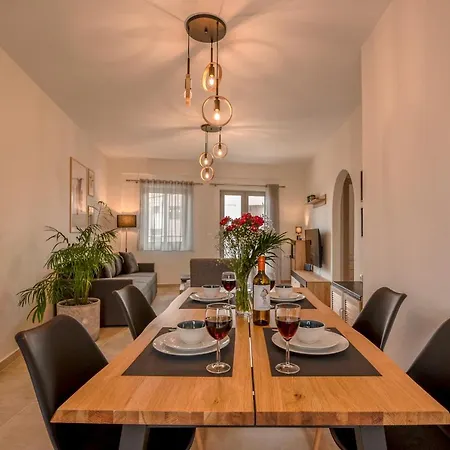 Romanza Kavros Appartement *